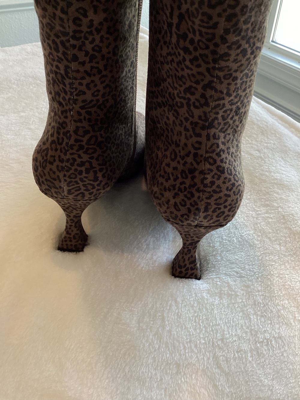 Jeffrey Campbell Knee High Boots Checkmate New 8 Cheetah Print Anthropologie - Picture 9 of 12